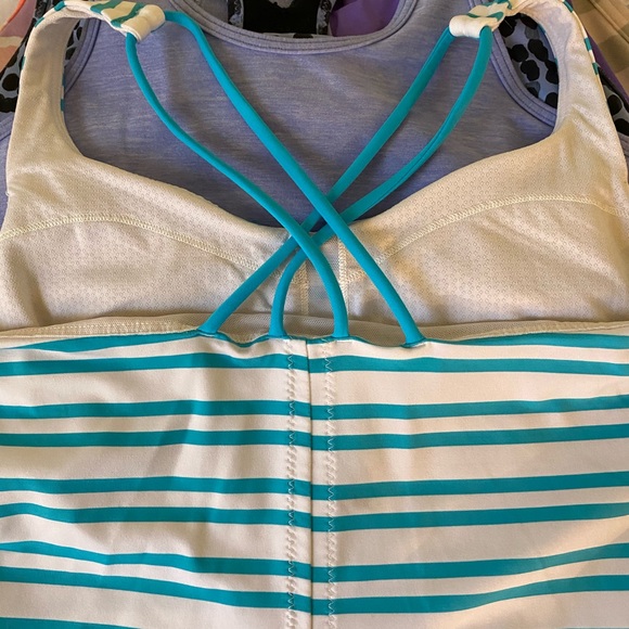 Striped Lululemon turquoise tank sz 8 - Picture 2 of 4